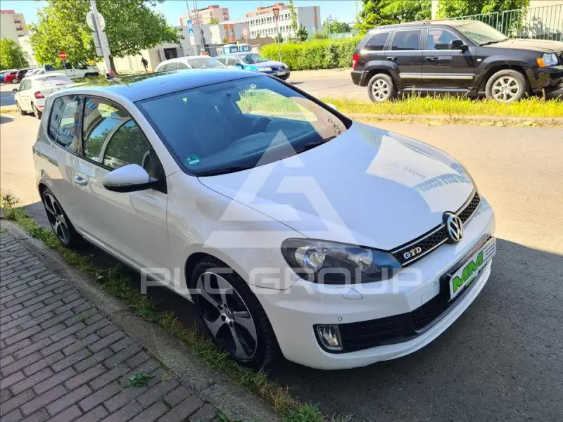 2011 Volkswagen GOLF