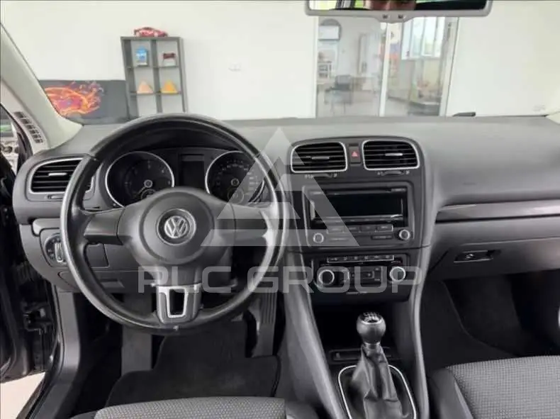 2011 Volkswagen GOLF