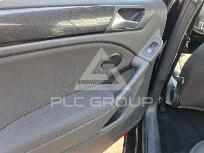 2011 Volkswagen GOLF