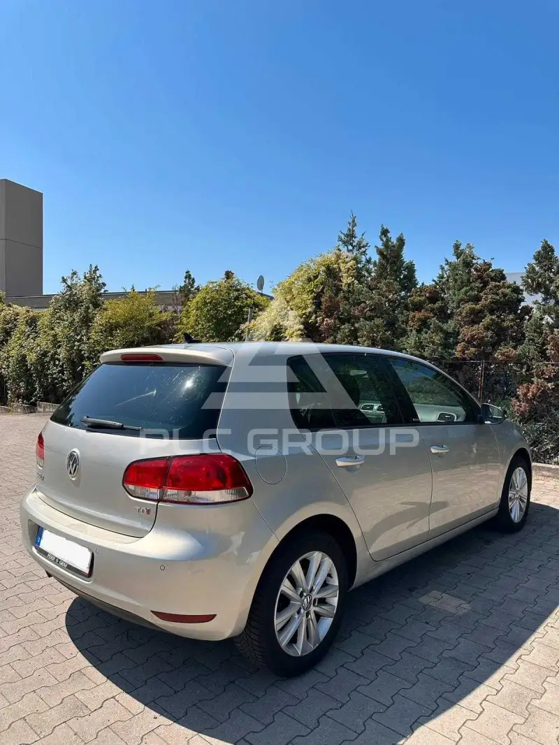 2011 Volkswagen GOLF
