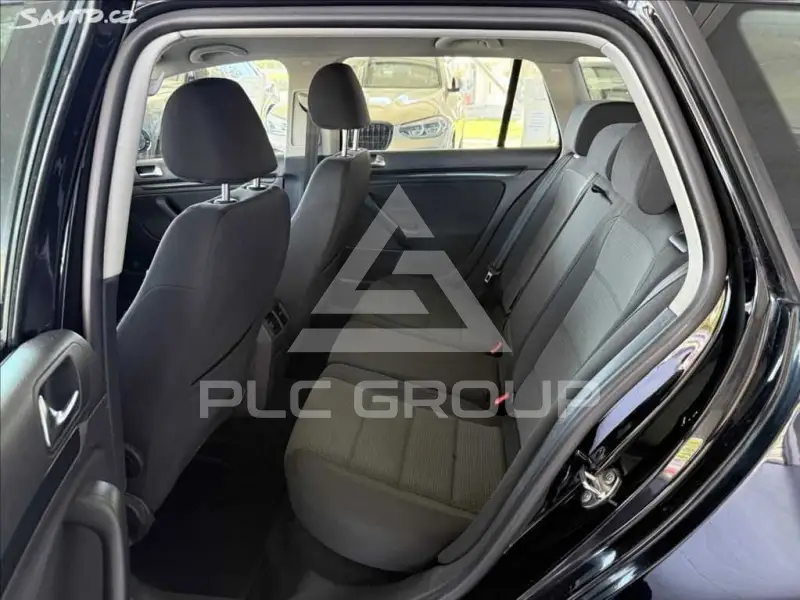 2011 Volkswagen GOLF