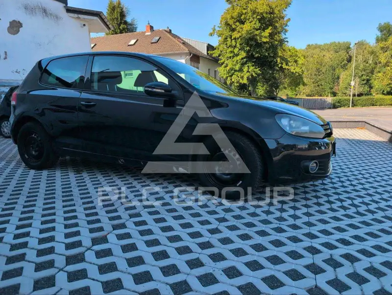 2011 Volkswagen GOLF
