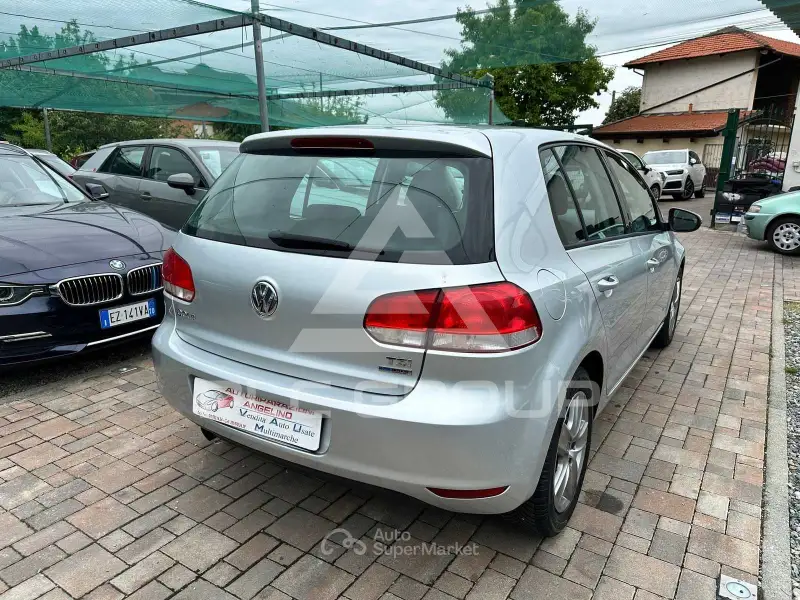 2011 Volkswagen GOLF