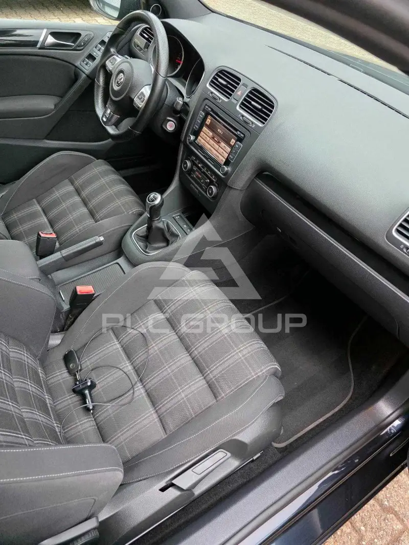 2011 Volkswagen GOLF