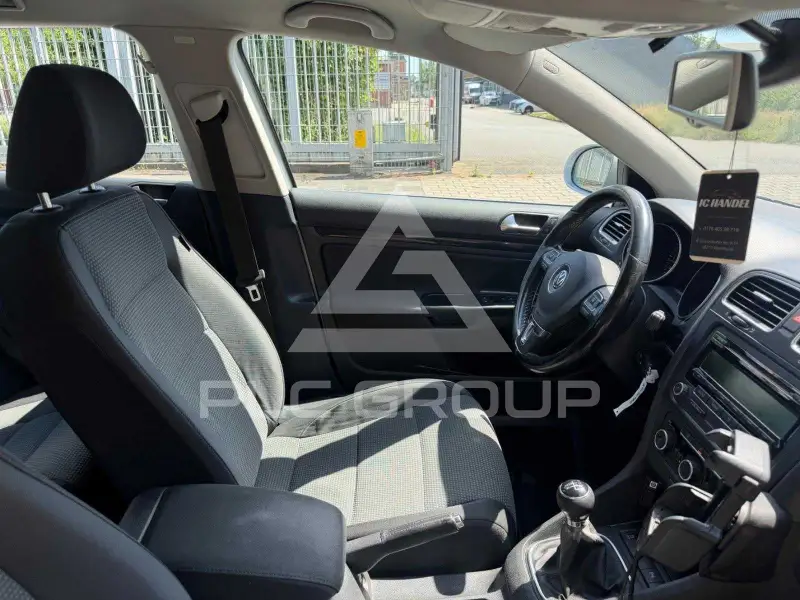 2011 Volkswagen GOLF