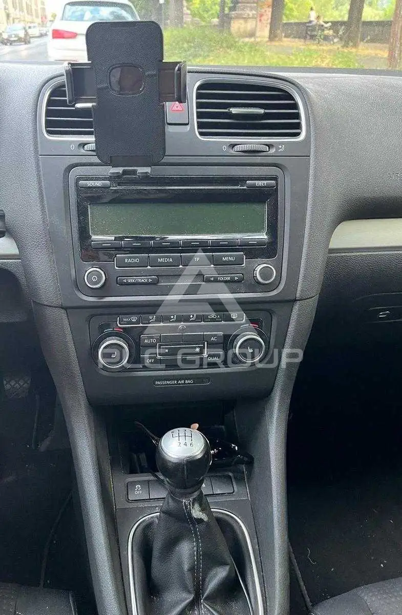 2011 Volkswagen GOLF