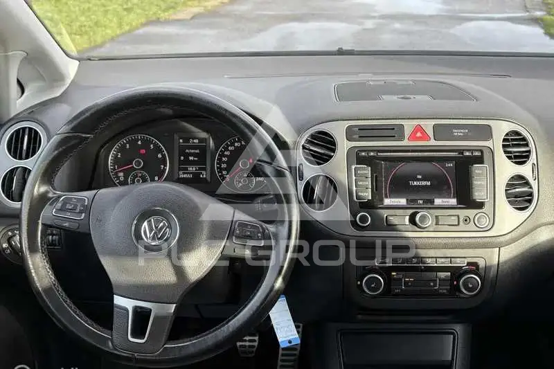 2011 Volkswagen GOLF