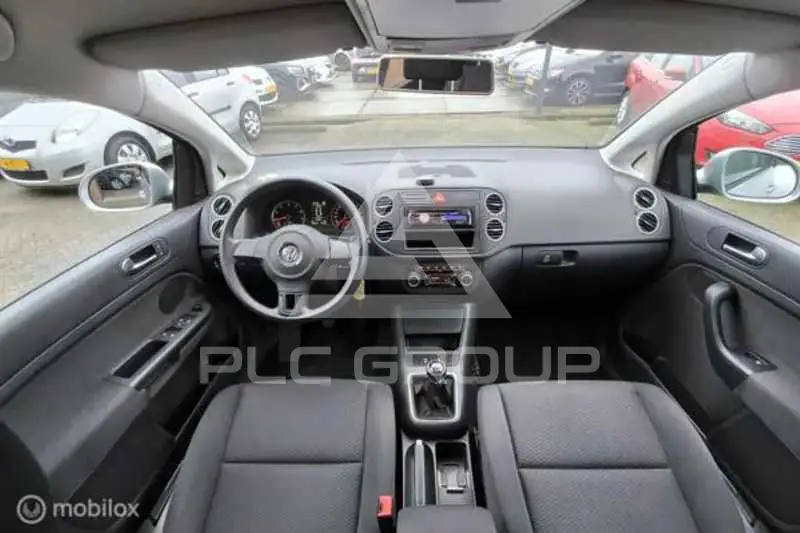2011 Volkswagen GOLF