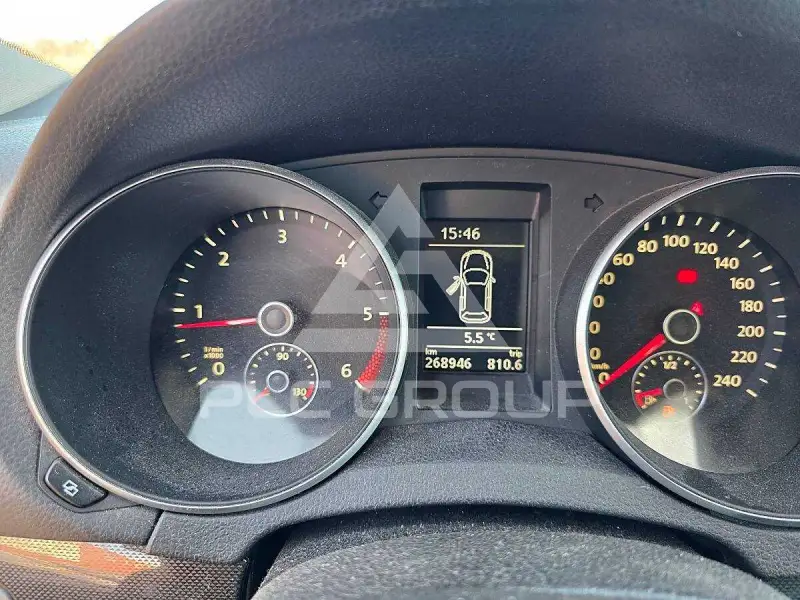2011 Volkswagen GOLF