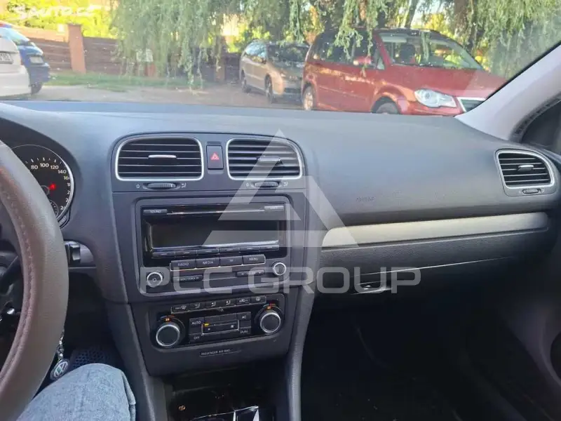 2011 Volkswagen GOLF