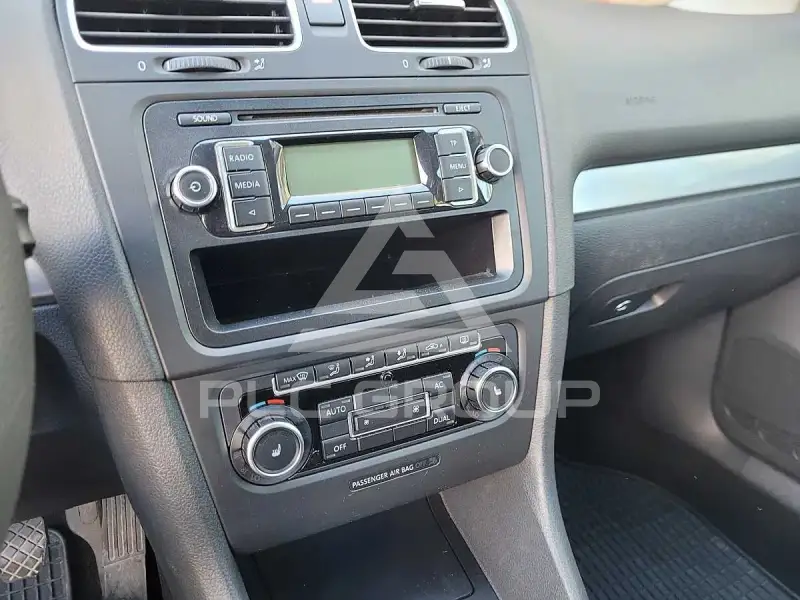 2011 Volkswagen GOLF