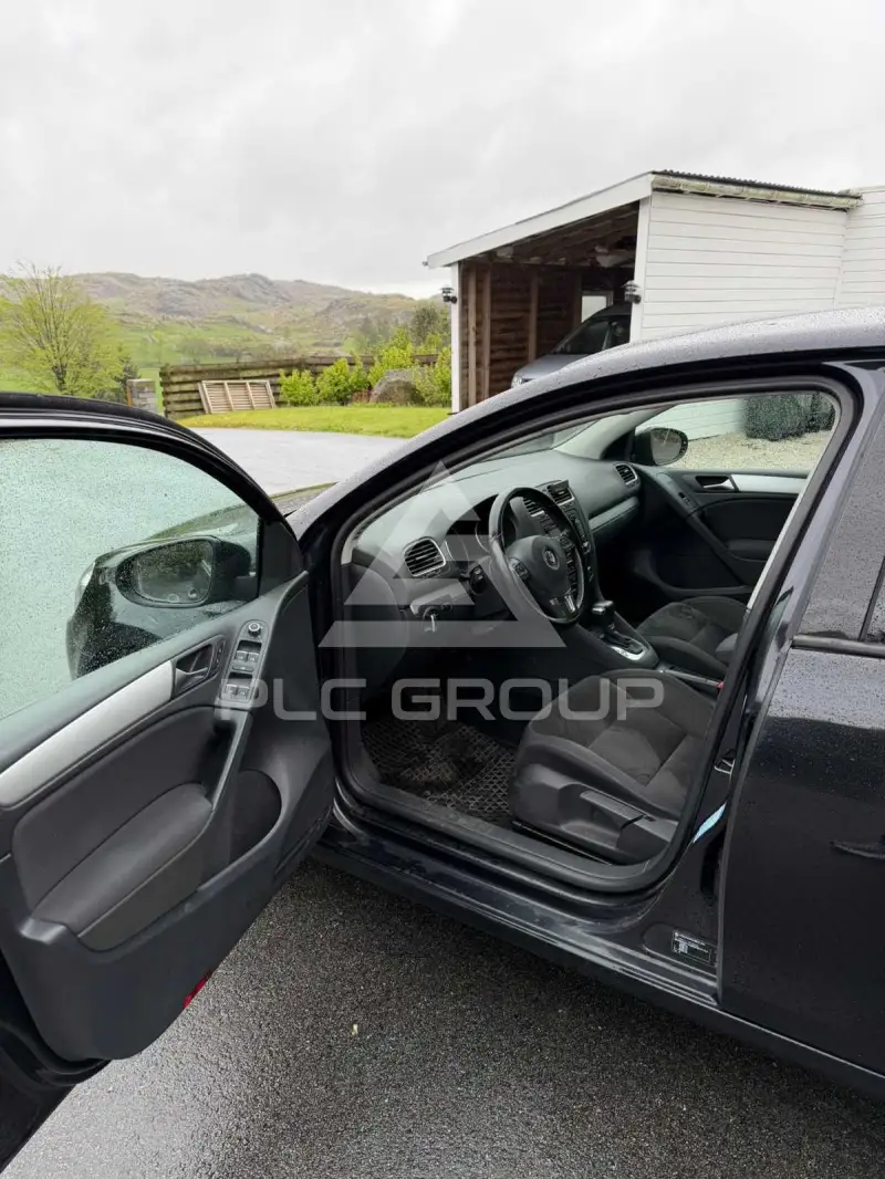 2011 Volkswagen GOLF