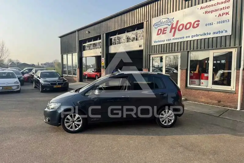 2011 Volkswagen GOLF