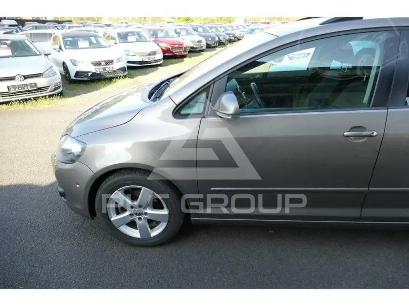 2011 Volkswagen GOLF