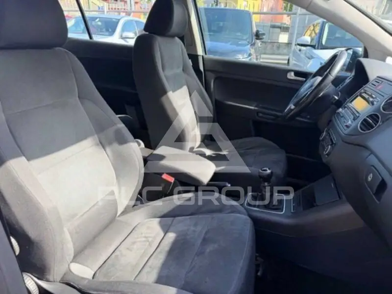 2011 Volkswagen GOLF