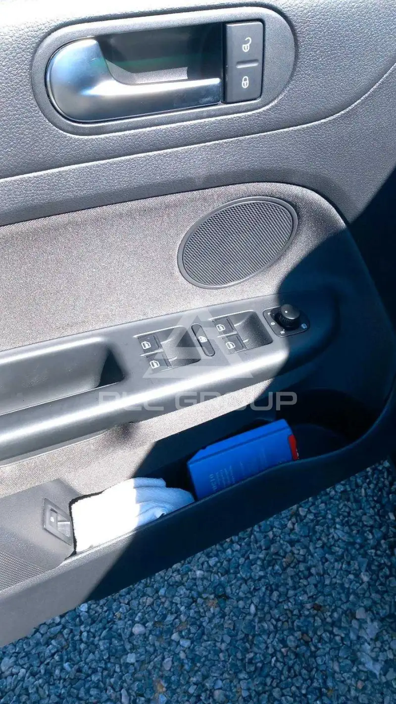 2011 Volkswagen GOLF
