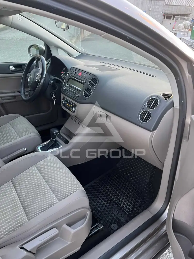 2011 Volkswagen GOLF