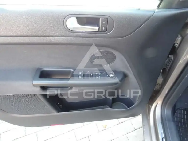 2011 Volkswagen GOLF