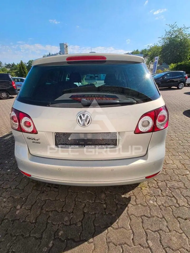 2011 Volkswagen GOLF