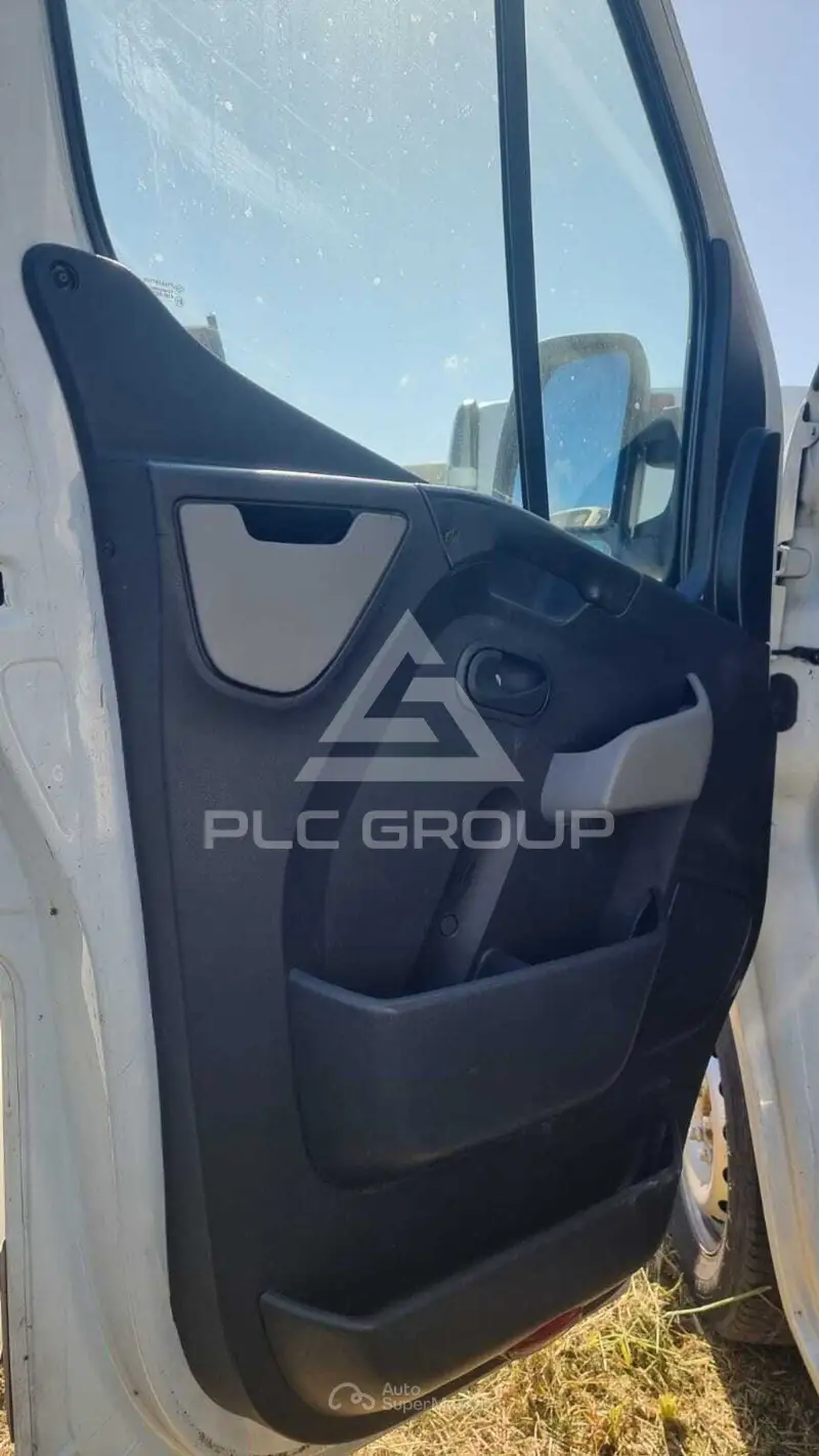 2011 Renault Master