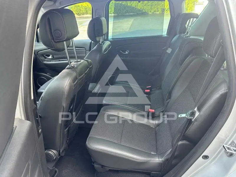 2011 Renault Scenic