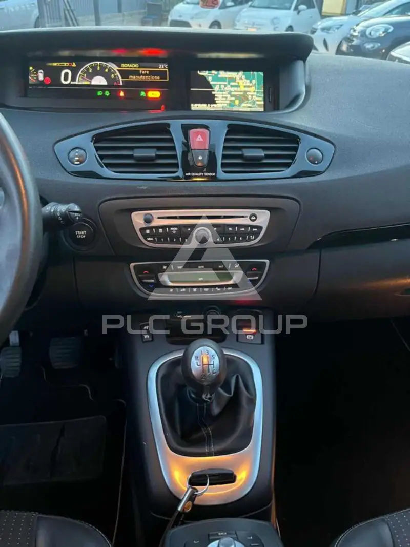 2011 Renault Scenic