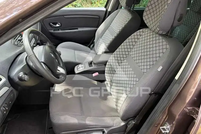 2011 Renault Scenic