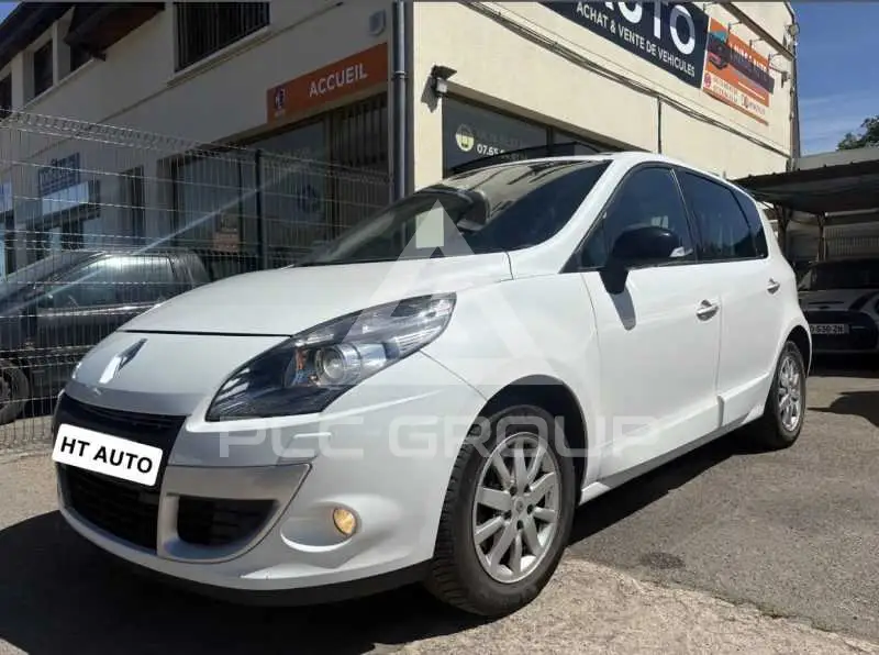 2011 Renault Scenic