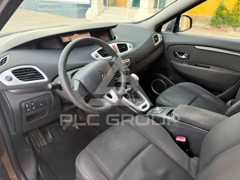2011 Renault Scenic