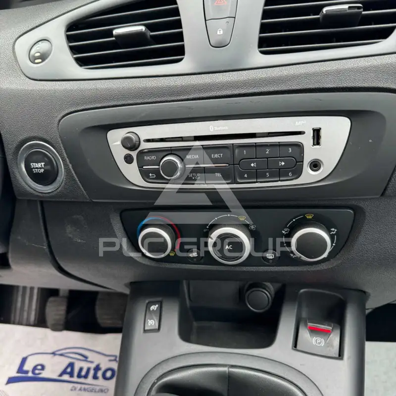 2011 Renault Scenic