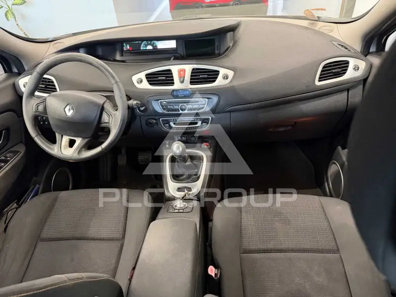 2011 Renault Scenic