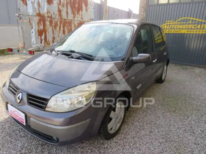 2011 Renault Scenic