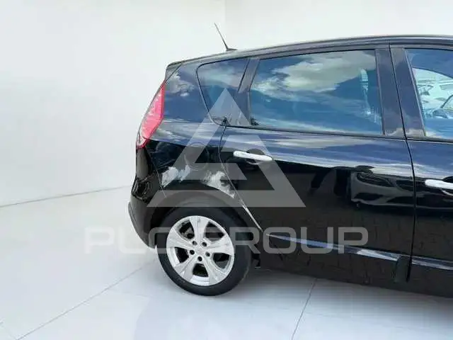 2011 Renault Scenic