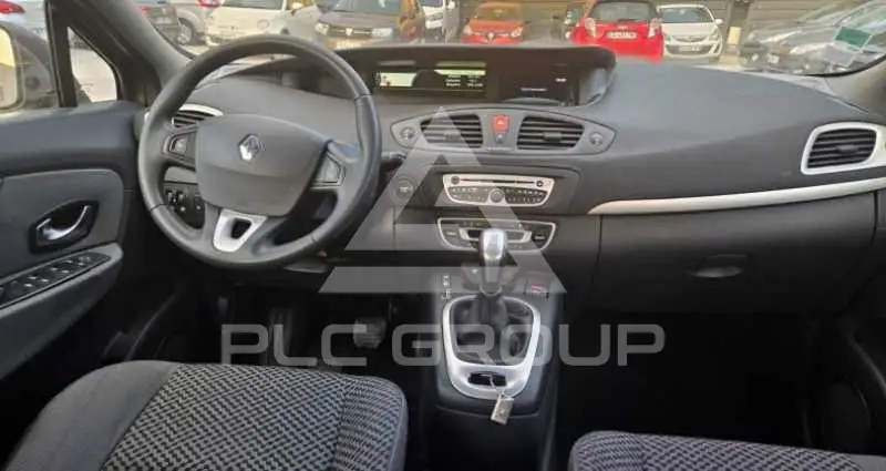 2011 Renault Scenic