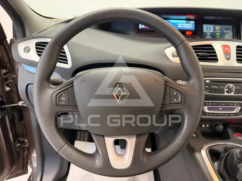 2011 Renault Scenic
