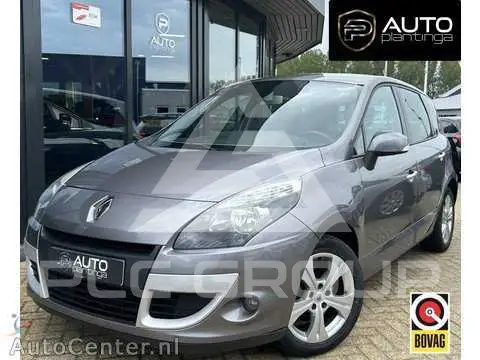 2011 Renault Scenic