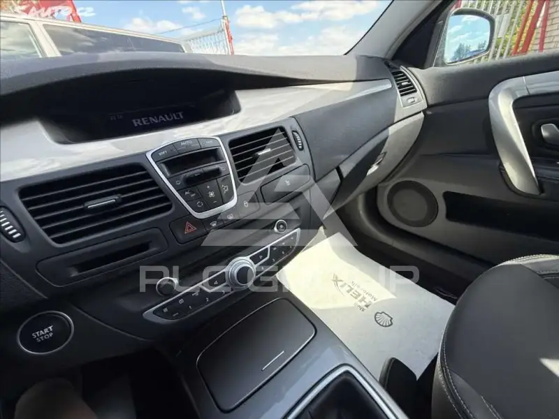 2011 Renault Laguna