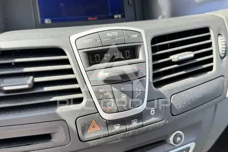 2011 Renault Laguna