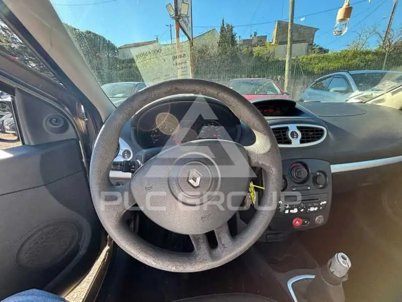 2011 Renault Clio