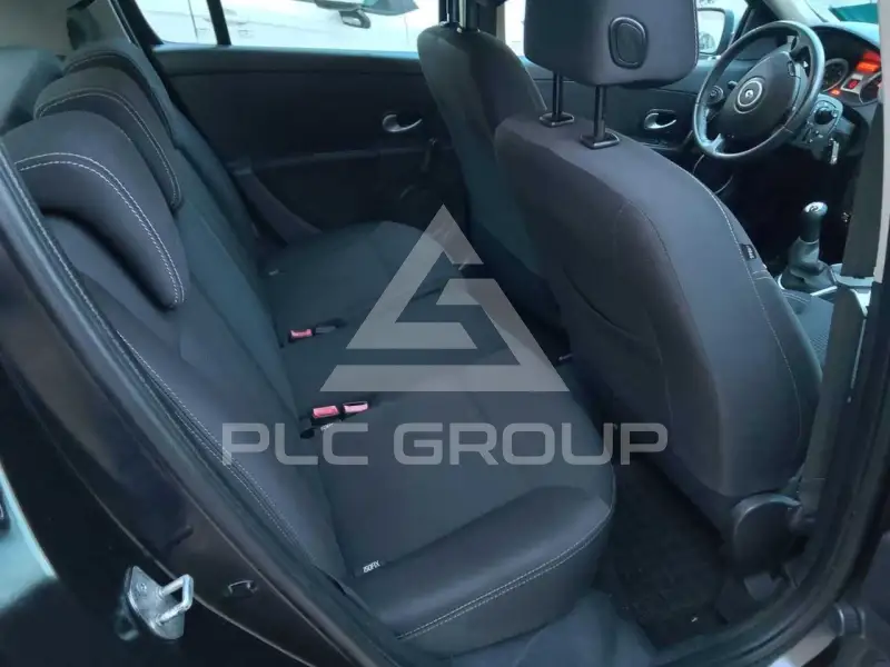 2011 Renault Clio