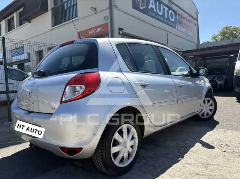 2011 Renault Clio
