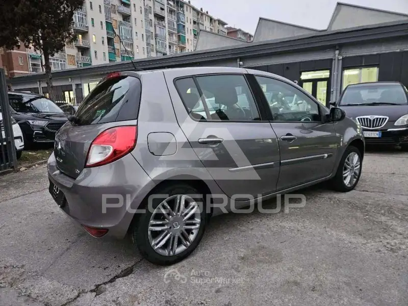 2011 Renault Clio