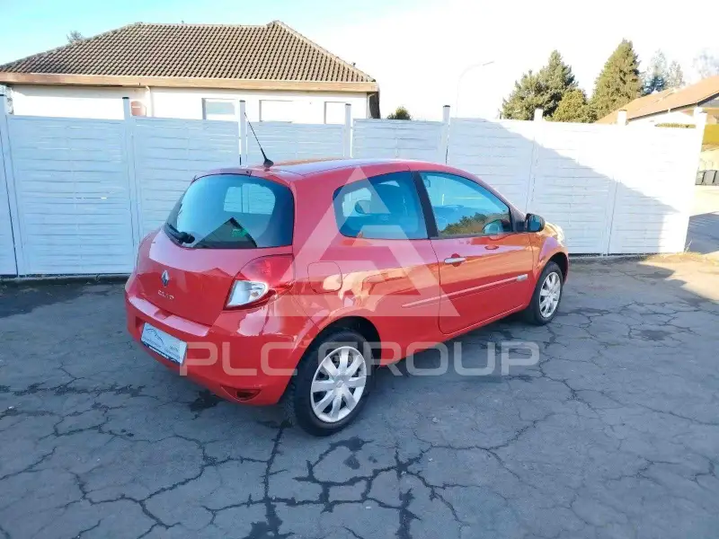 2011 Renault Clio
