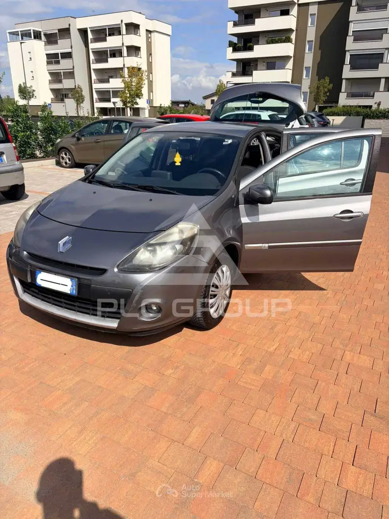 2011 Renault Clio