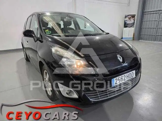 2011 Renault Grand Scenic