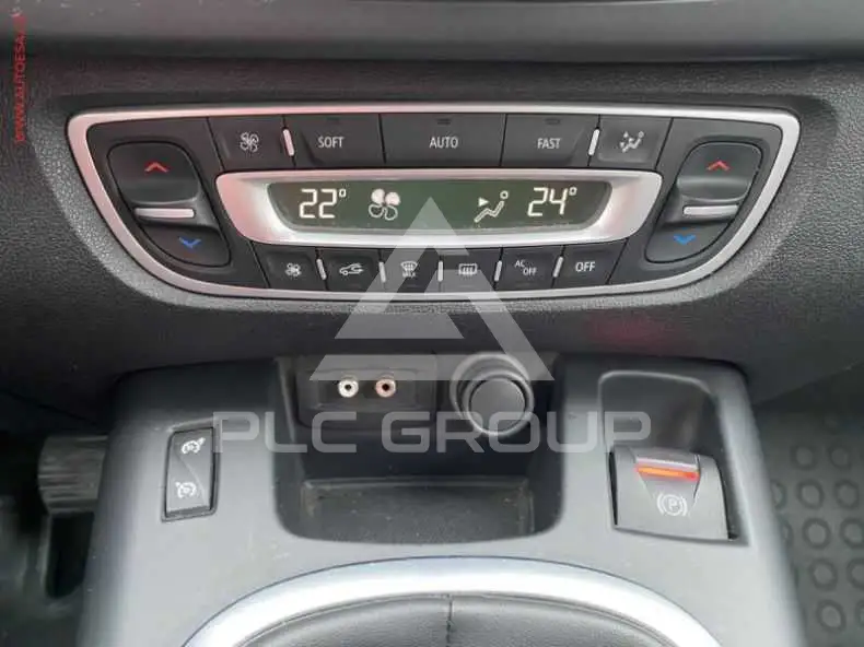2011 Renault Grand Scenic