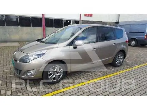 2011 Renault Grand Scenic