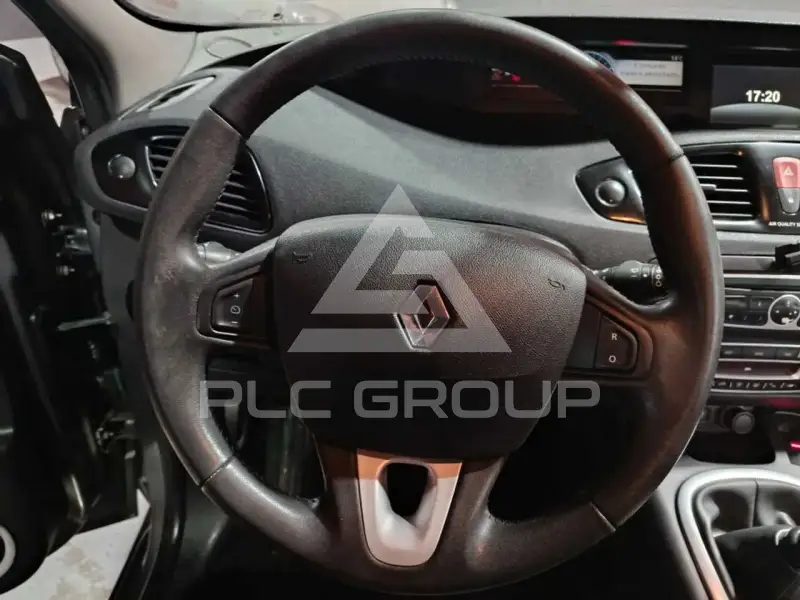 2011 Renault Grand Scenic
