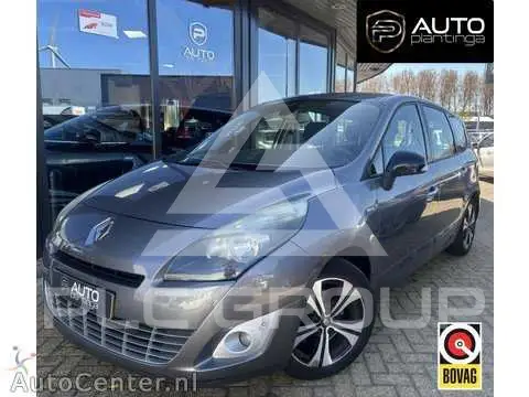2011 Renault Grand Scenic