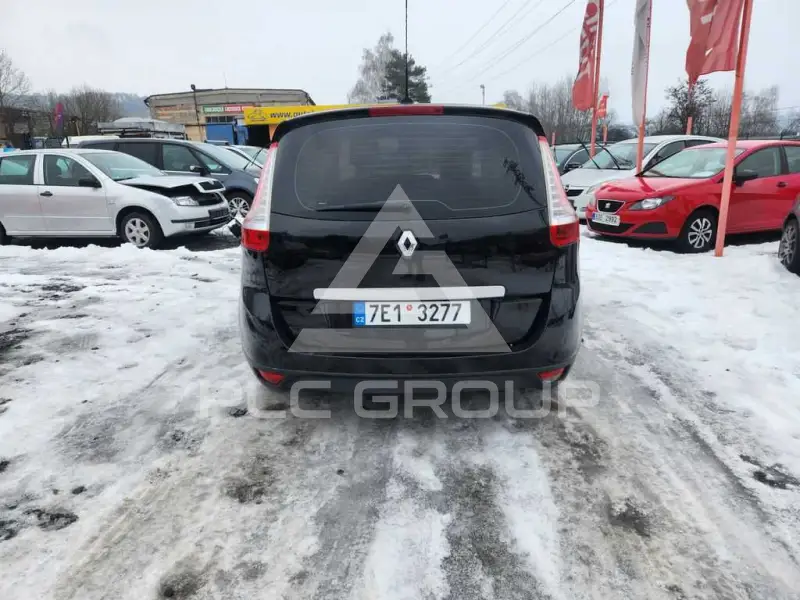 2011 Renault Grand Scenic